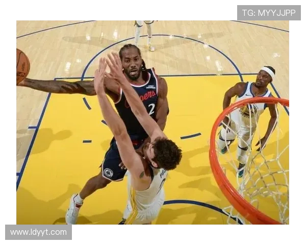 洛杉矶快船迎战劲敌全力出击 助力季后赛冲刺的关键战役