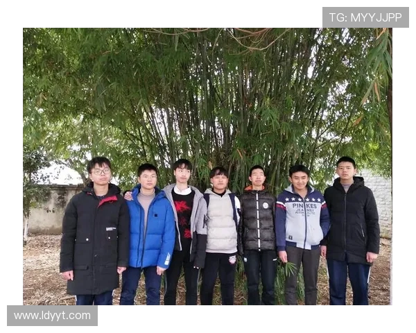 冠军杯特别报道：LNG战队崛起之路与荣耀背后的奋斗历程