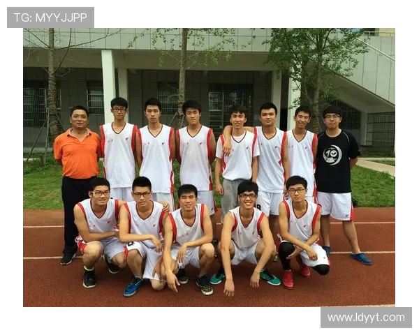 赛后复盘广州篮球队与南京篮球队的精彩对决与经验总结