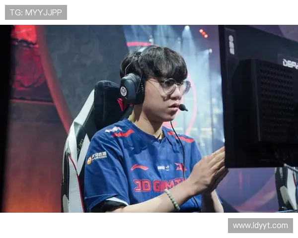 以Ruler射手为核心探讨其巅峰赛场表现与战术价值解析 以Ruler射手为核心探讨其巅峰赛场表现与战术价值解析