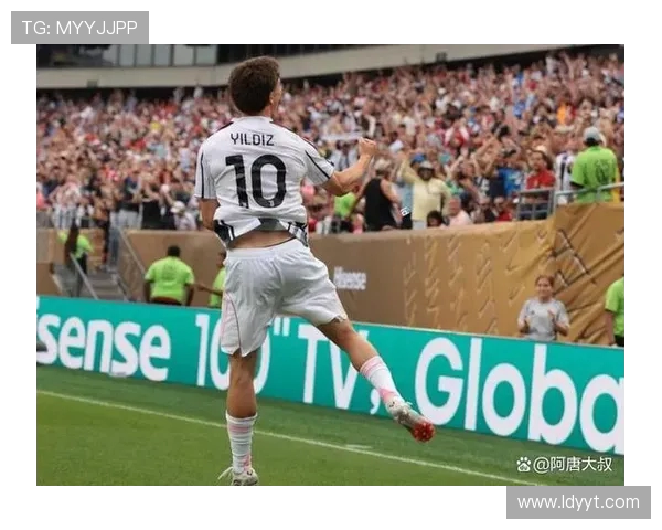 12月尤文图斯与巴塞罗那激战成和比分揭晓精彩瞬间回顾