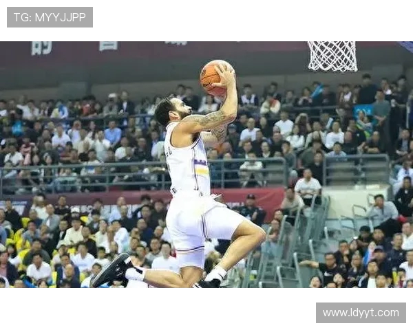 北京与北控季前赛精彩对决展现篮球魅力与团队精神