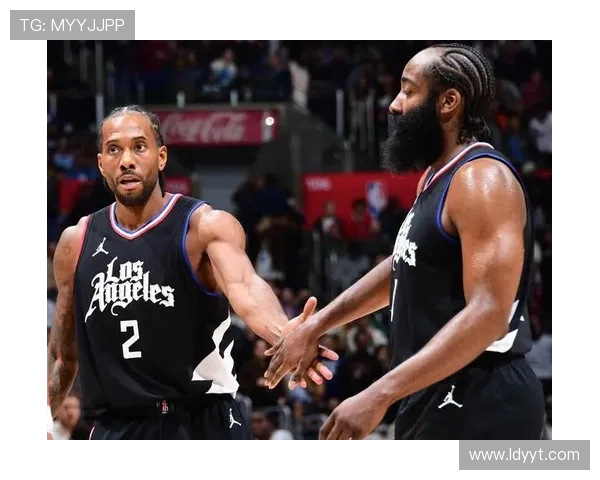 季后赛精彩回顾爵士与快船对决录像重温分析与精彩瞬间分享